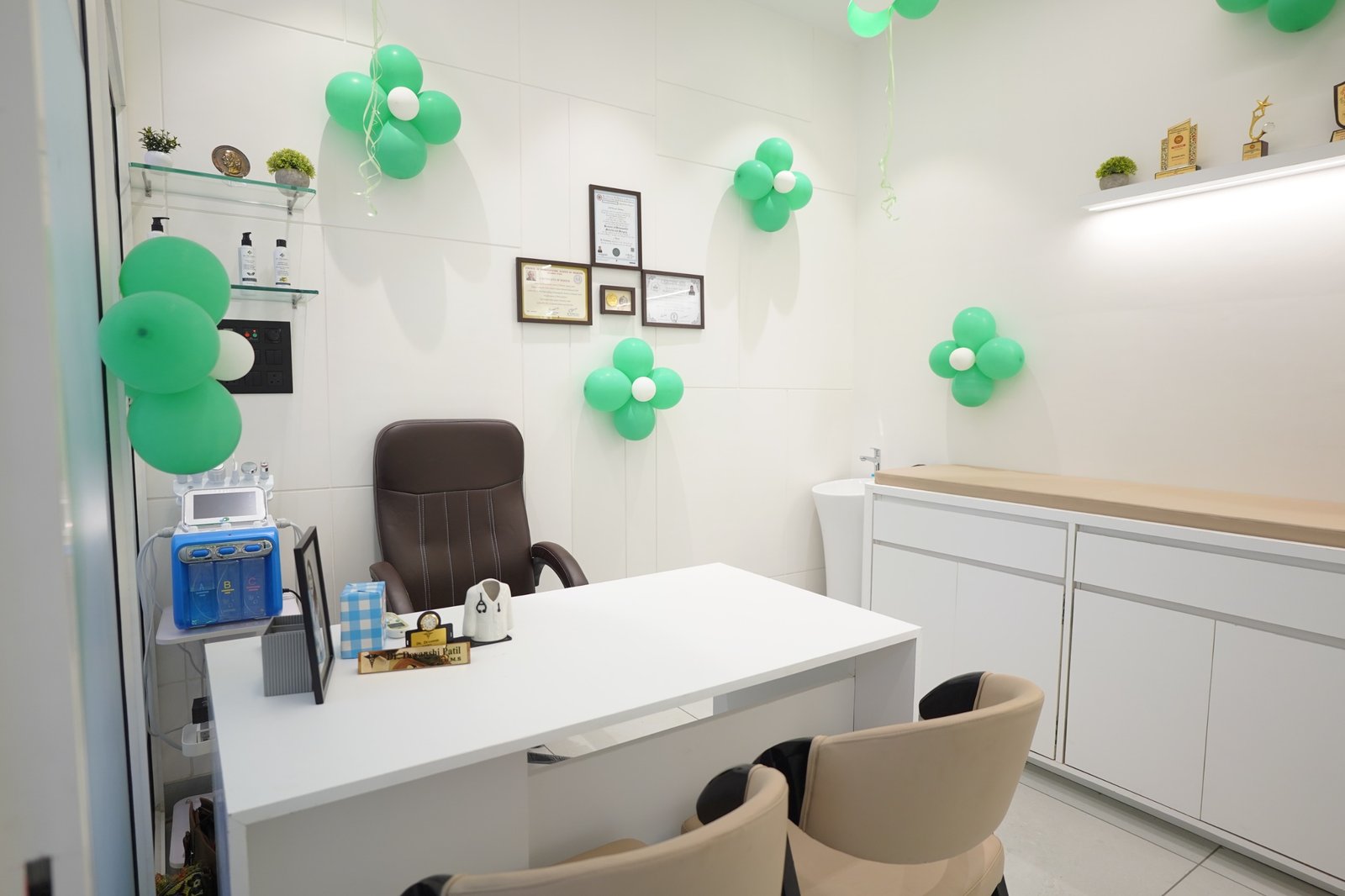 Dr. Devanshi's Multicare clinic